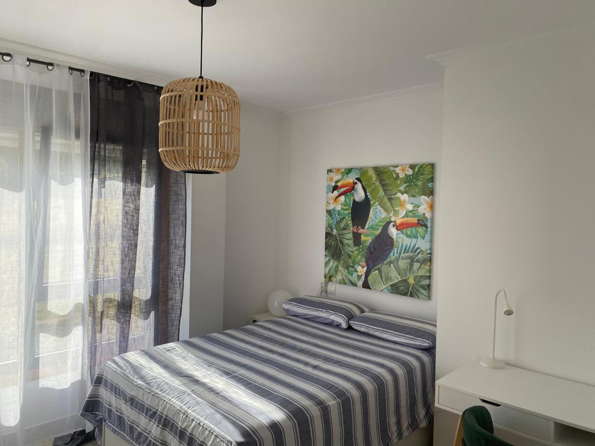 Piso En La Playa Apartment Ribeira Ngoại thất bức ảnh